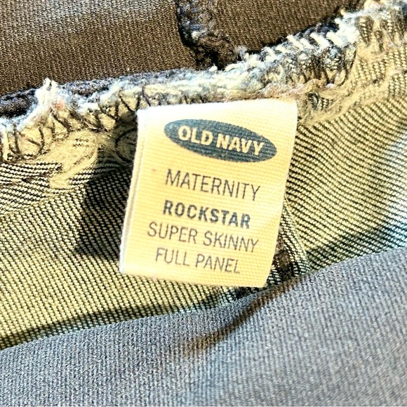LOT OF 2 PAIR OF MATERNITY SKINNY DISTRESSED JEANS * Isabel * Old Navy Sz 8 - Picture 6 of 12